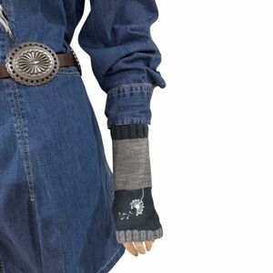 Blue Gray Dandelion Floral Knit Fingerless Gloves Arm Warmers NWT